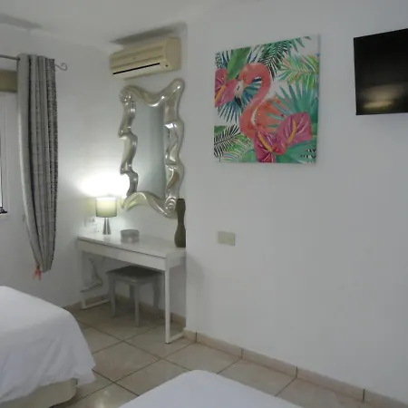 70 Las Brisas * Playa Blanca
